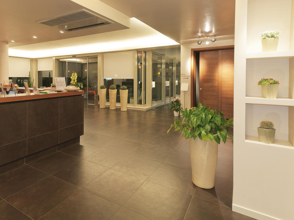 Hotel Cluentum Tolentino Buitenkant foto