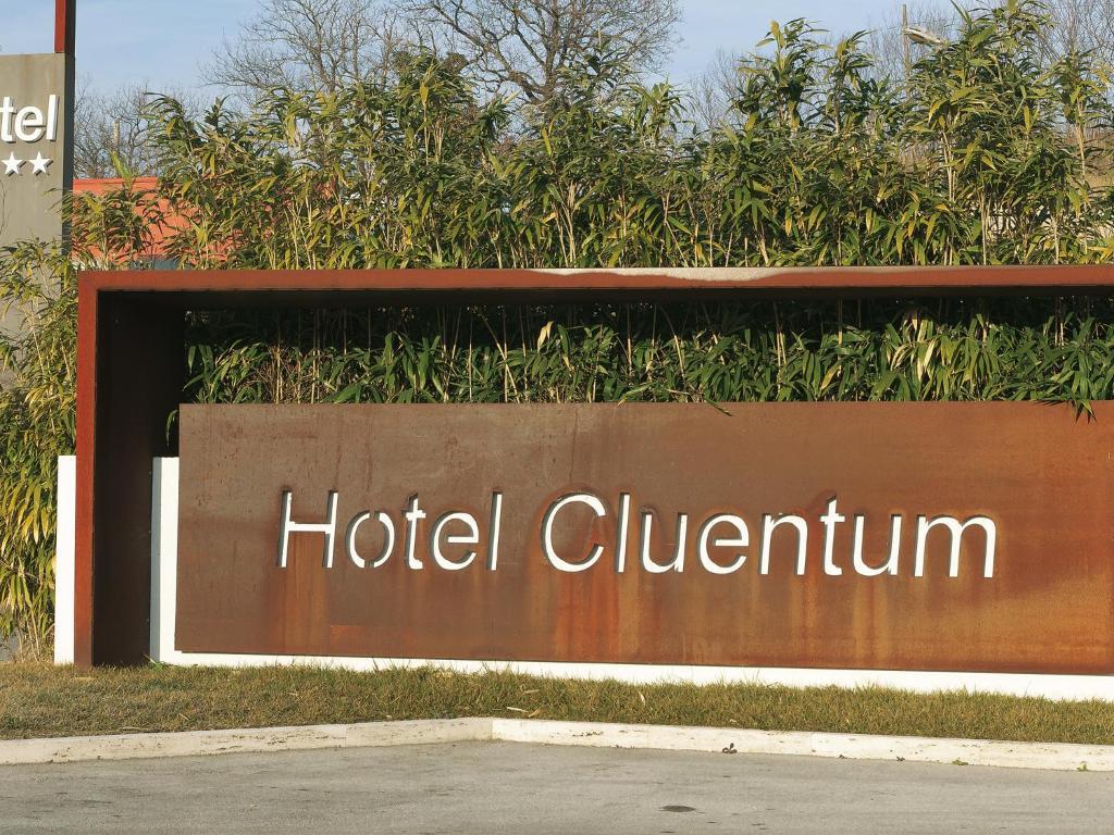 Hotel Cluentum Tolentino Buitenkant foto