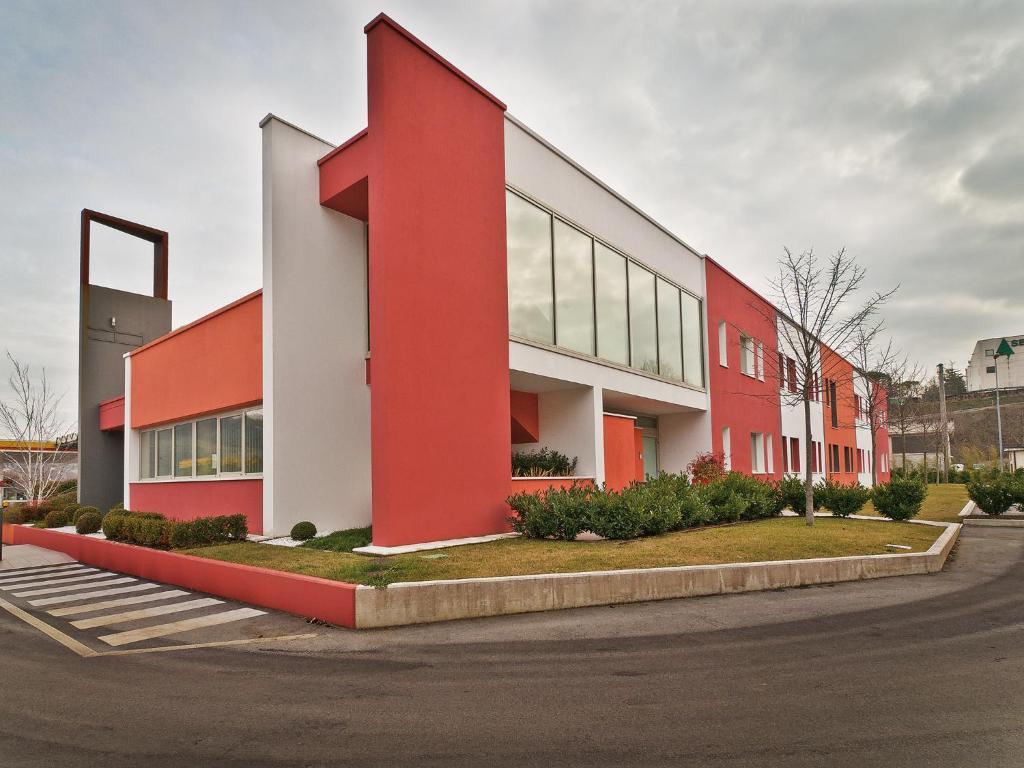 Hotel Cluentum Tolentino Buitenkant foto